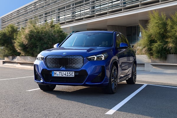 BMW iX1