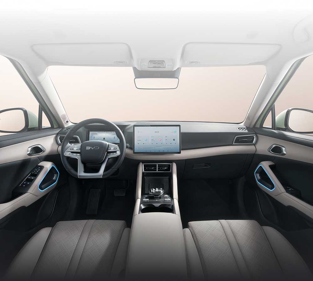 Dashboard and front seats of the BYD Atto 2