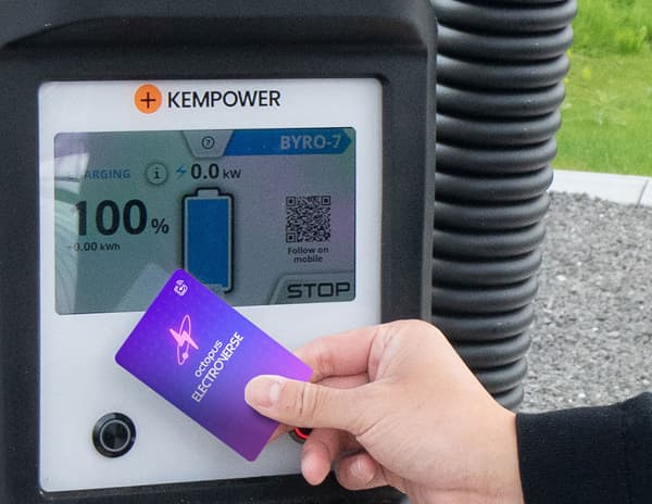 Close-up of customer using Octopus Electroverse card on Arnold Clark Charge charger