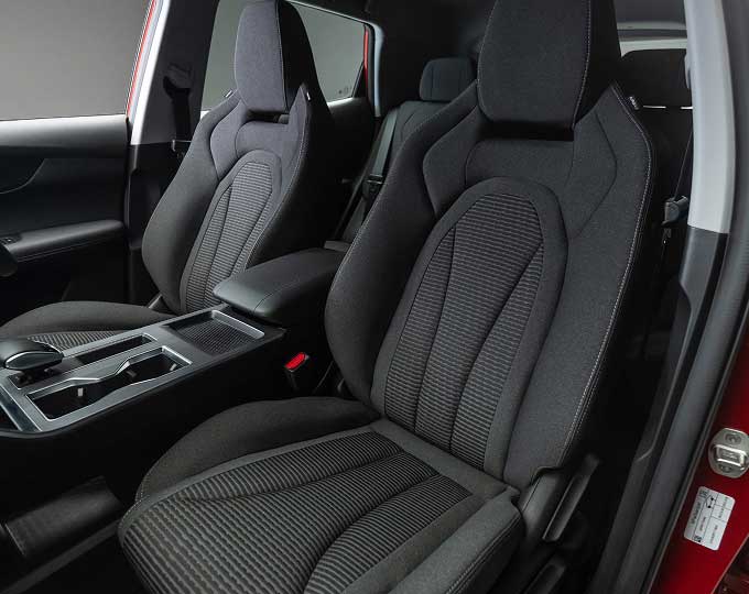 Chery Tiggo 4 front and rear seats