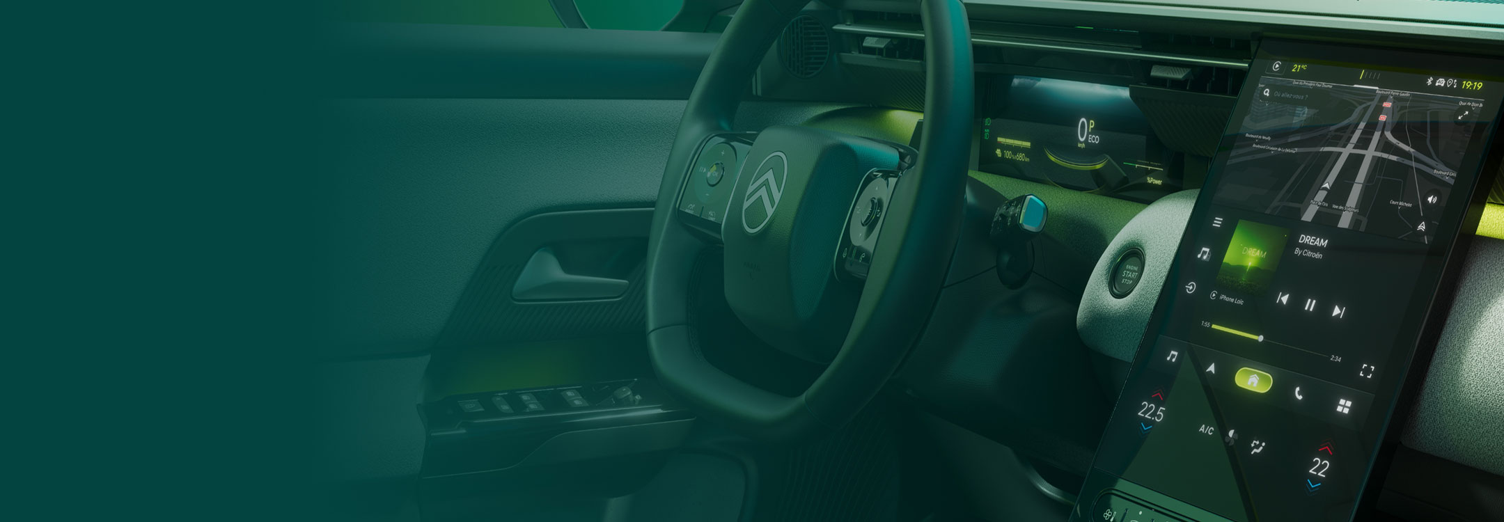 Close up of Citroën C5 Aircross infotainment system