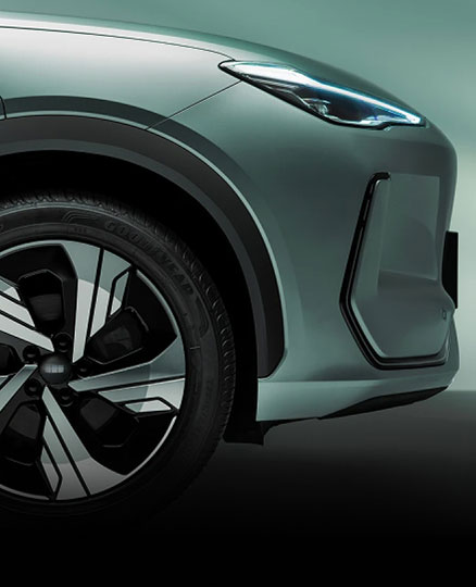 Geely EX5 nose close up