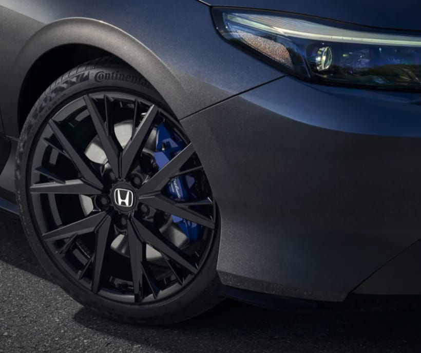 Close up view of Honda Prelude alloys.