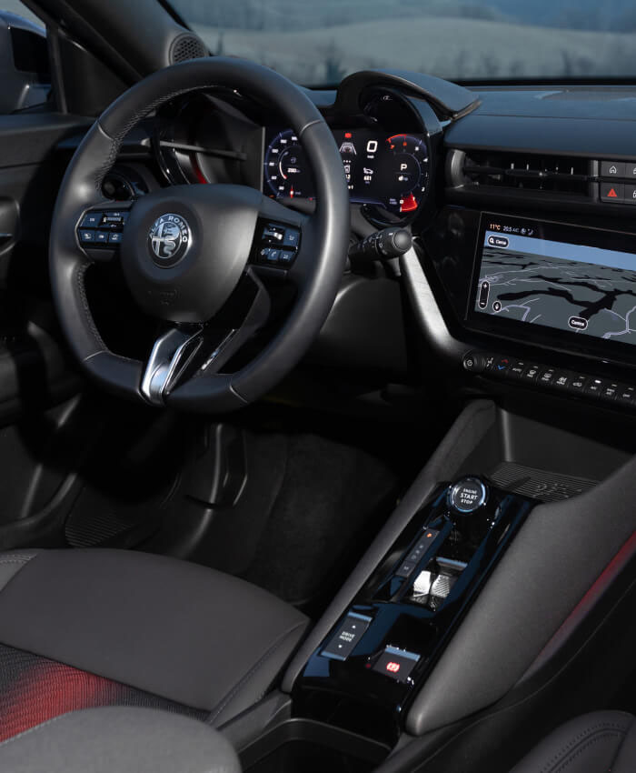 2025 Alfa Romeo Junior