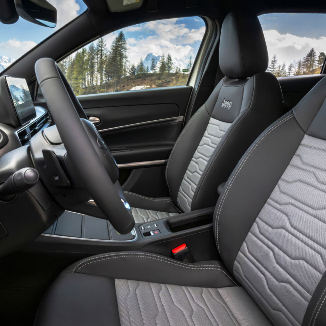 Interior of Jeep Avenger 4xe