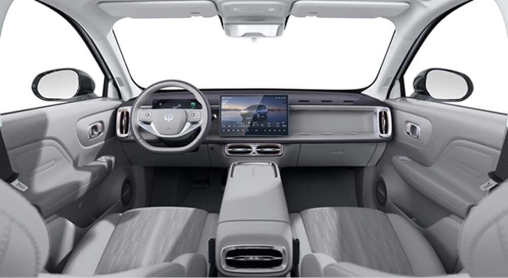 Leapmotor interior in light grey