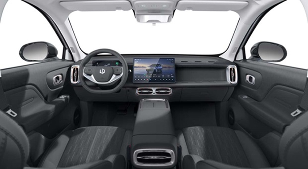 Leapmotor interior in shadow grey