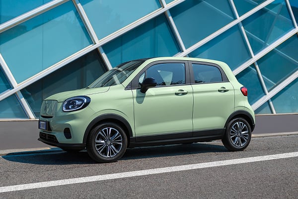 Front angled view of Leapmotor T03