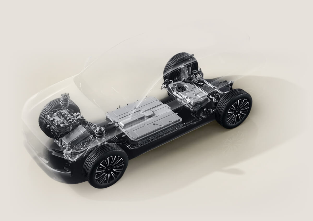 Transparent view of Lepas L8 showing engine, electric motor and battery