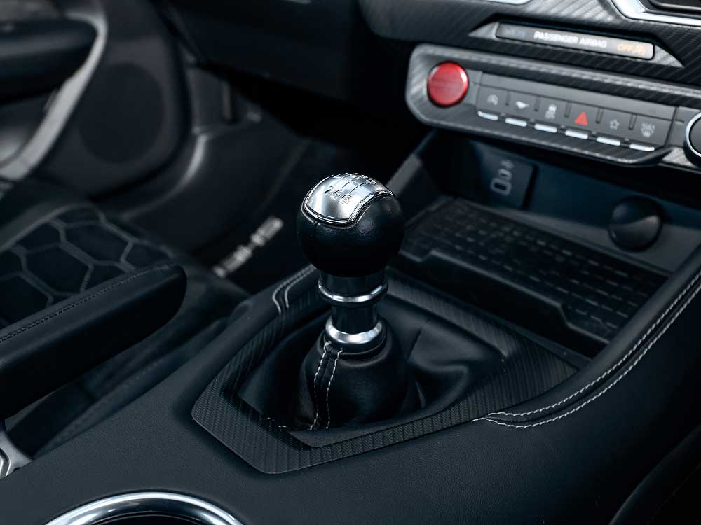Mustang Super Snake gearstick
