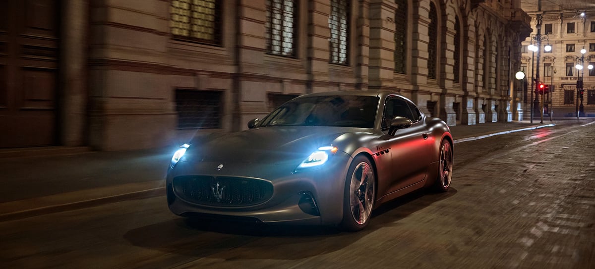 Front angled view of Maserati Gran Turismo