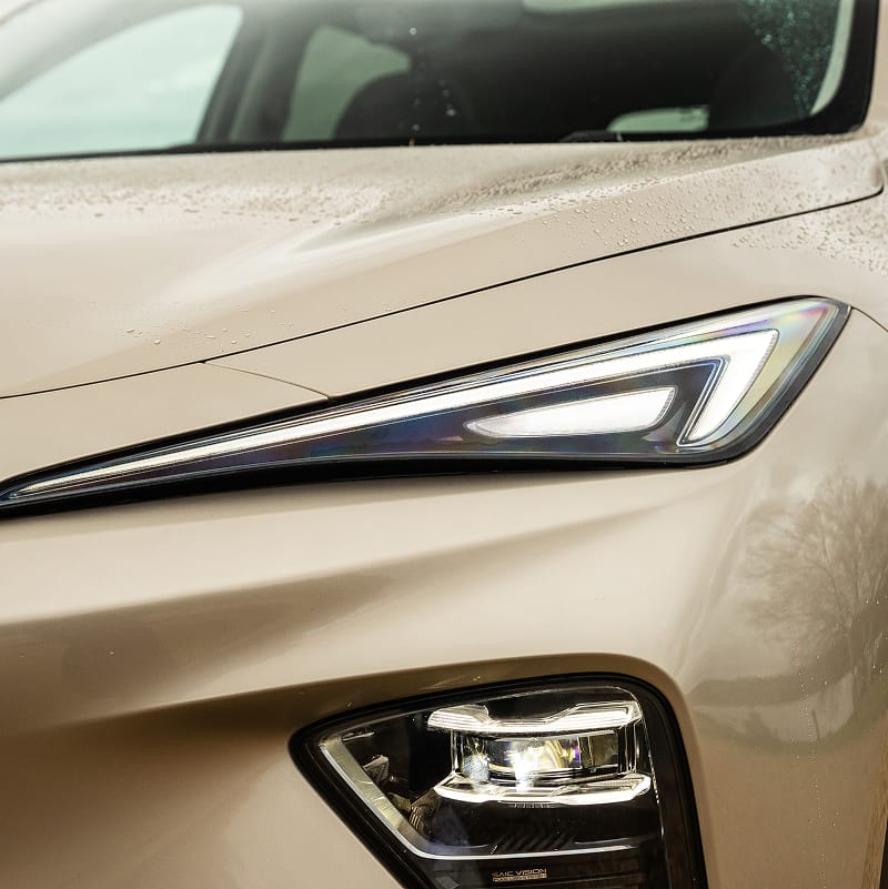 Front angled view of MGS6 headlights