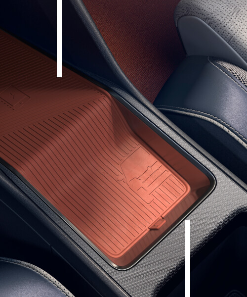 Close up view of Renault 5 Roland Garros interior