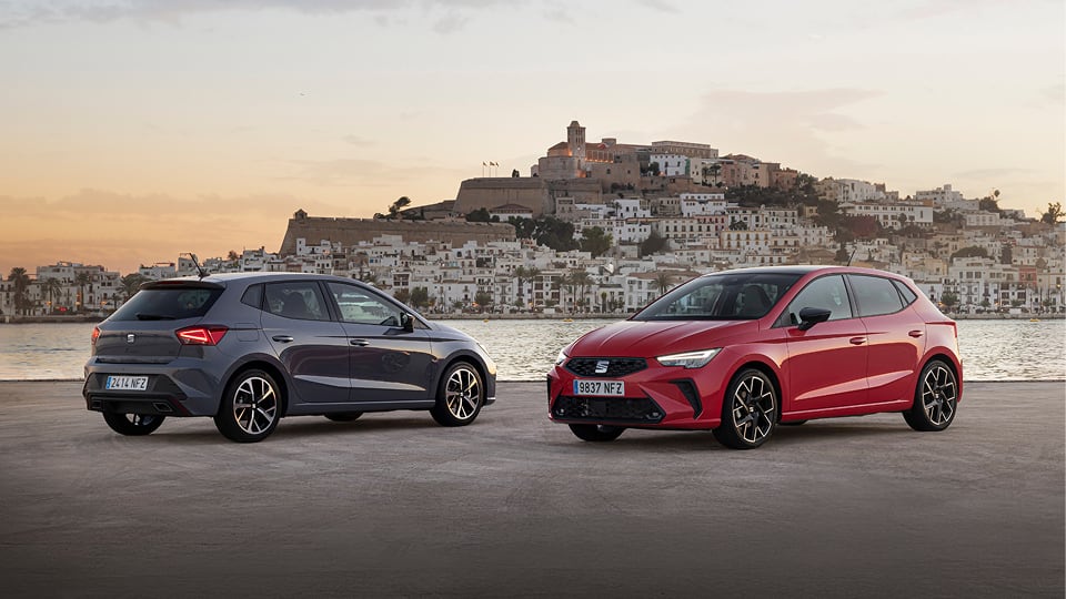 Front and rear angled of SEAT Ibiza