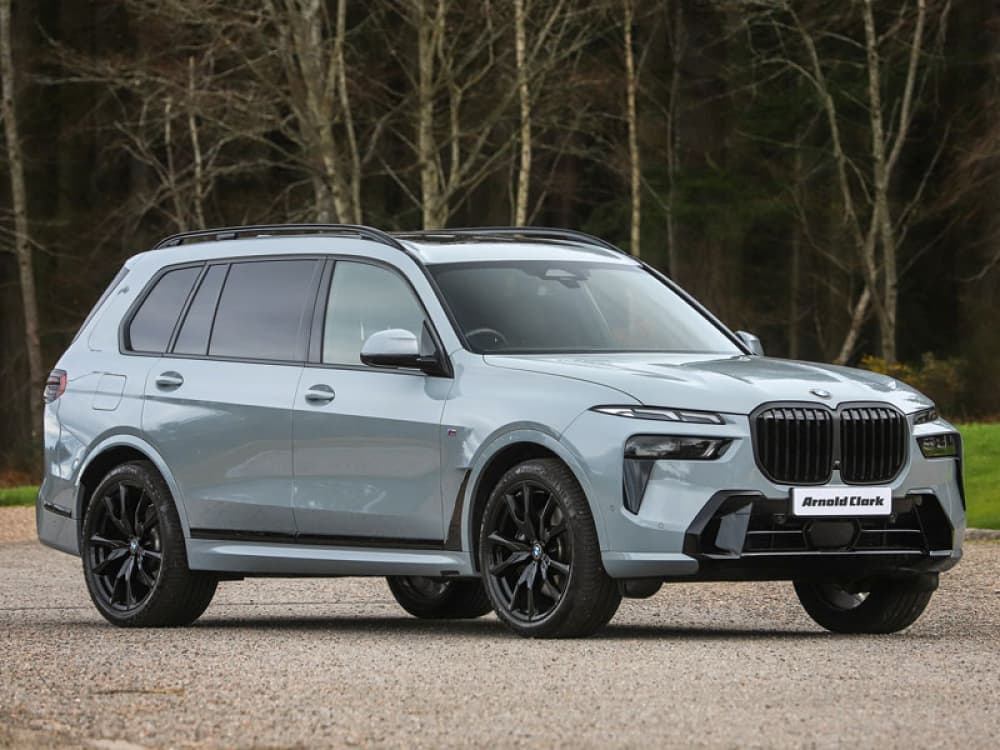 BMW X7 in Grey Front Facing