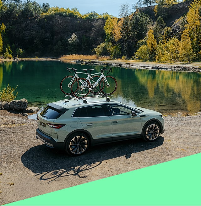 Side angled view of Skoda vehicle with cylcing accessories bundle