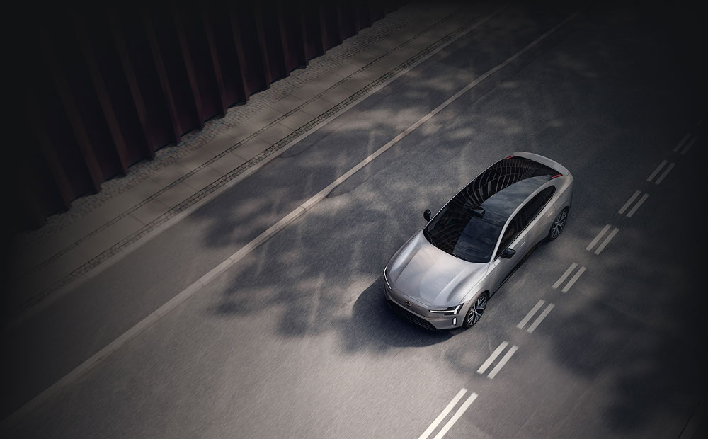 Volvo ES90 driving from above