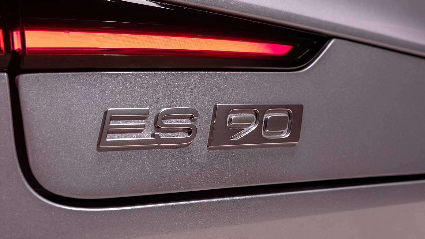 Volvo ES90 closeup of badging