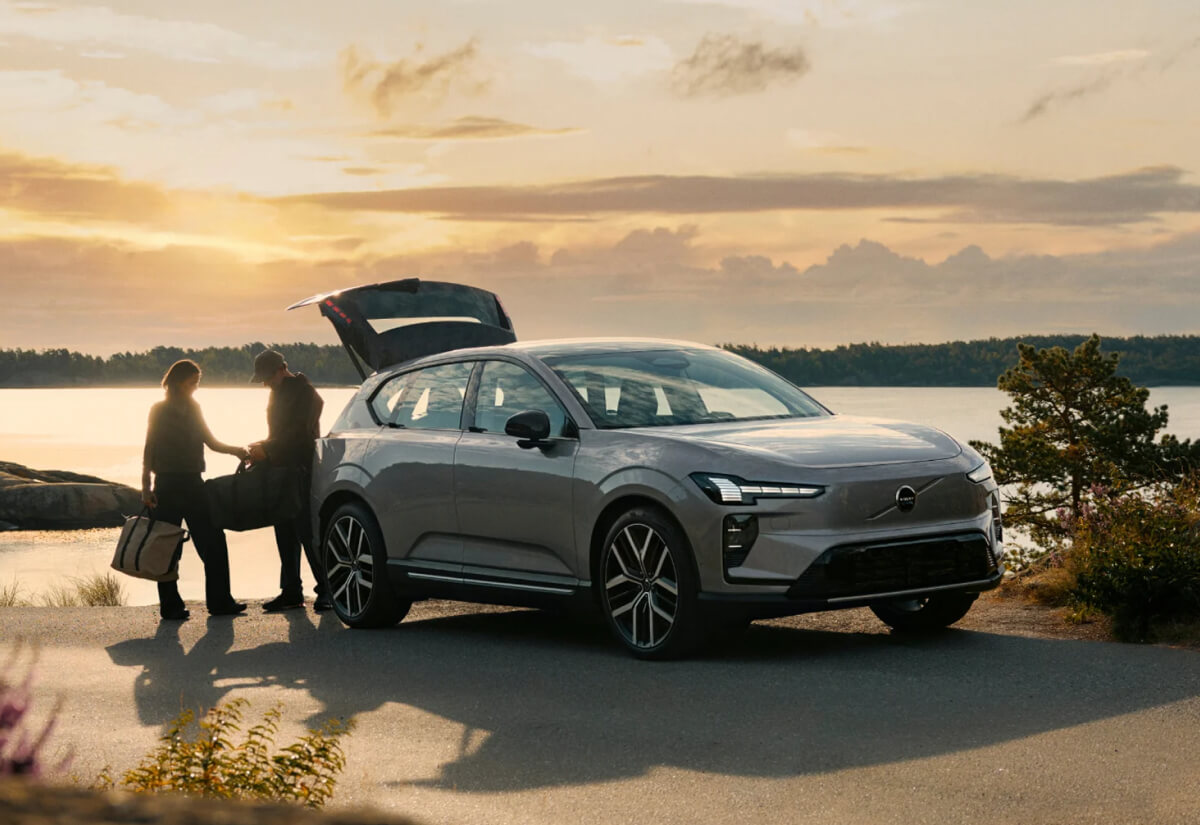 Front angled view of Volvo EX60 with boot opened